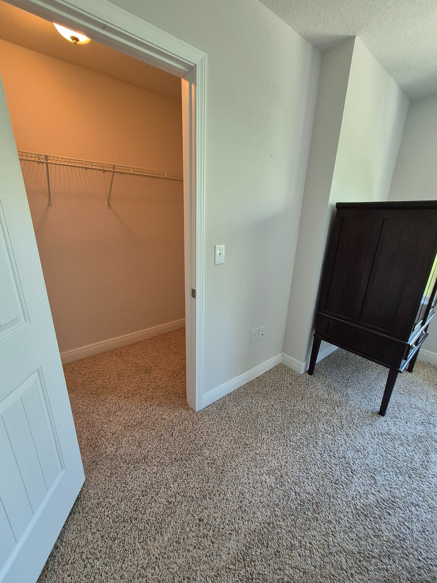 Furnished Finder property 986170_1 photo 12