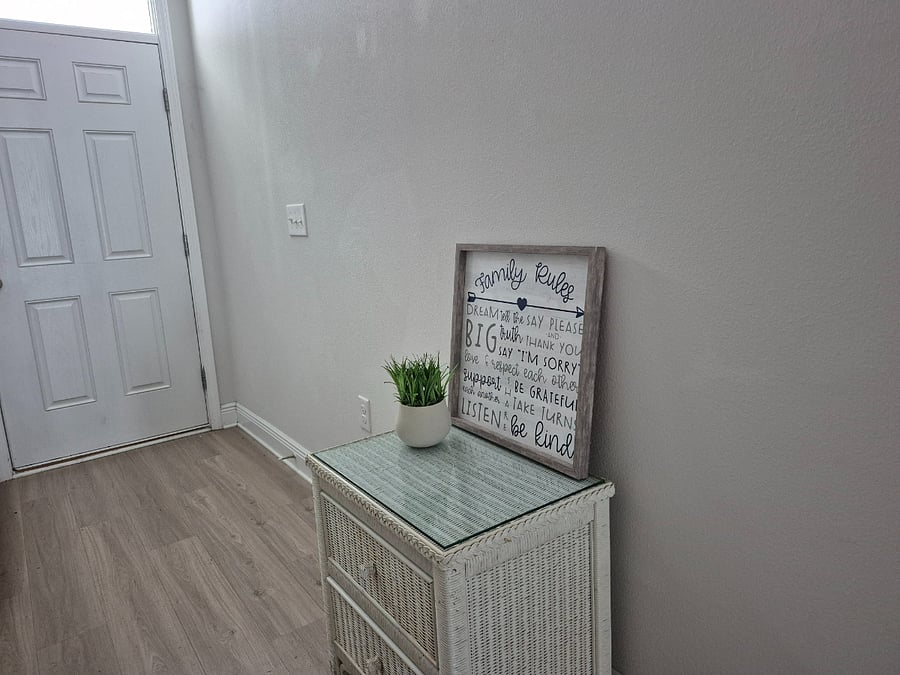 Furnished Finder property 986170_1 photo 11