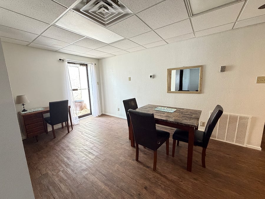Dining/Work Area