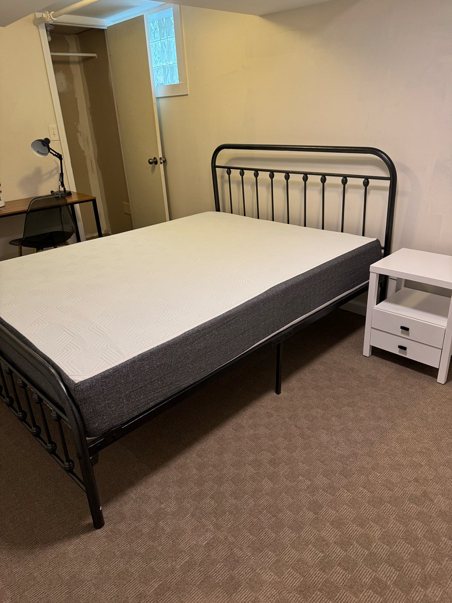 Downstairs Queen Bedroom