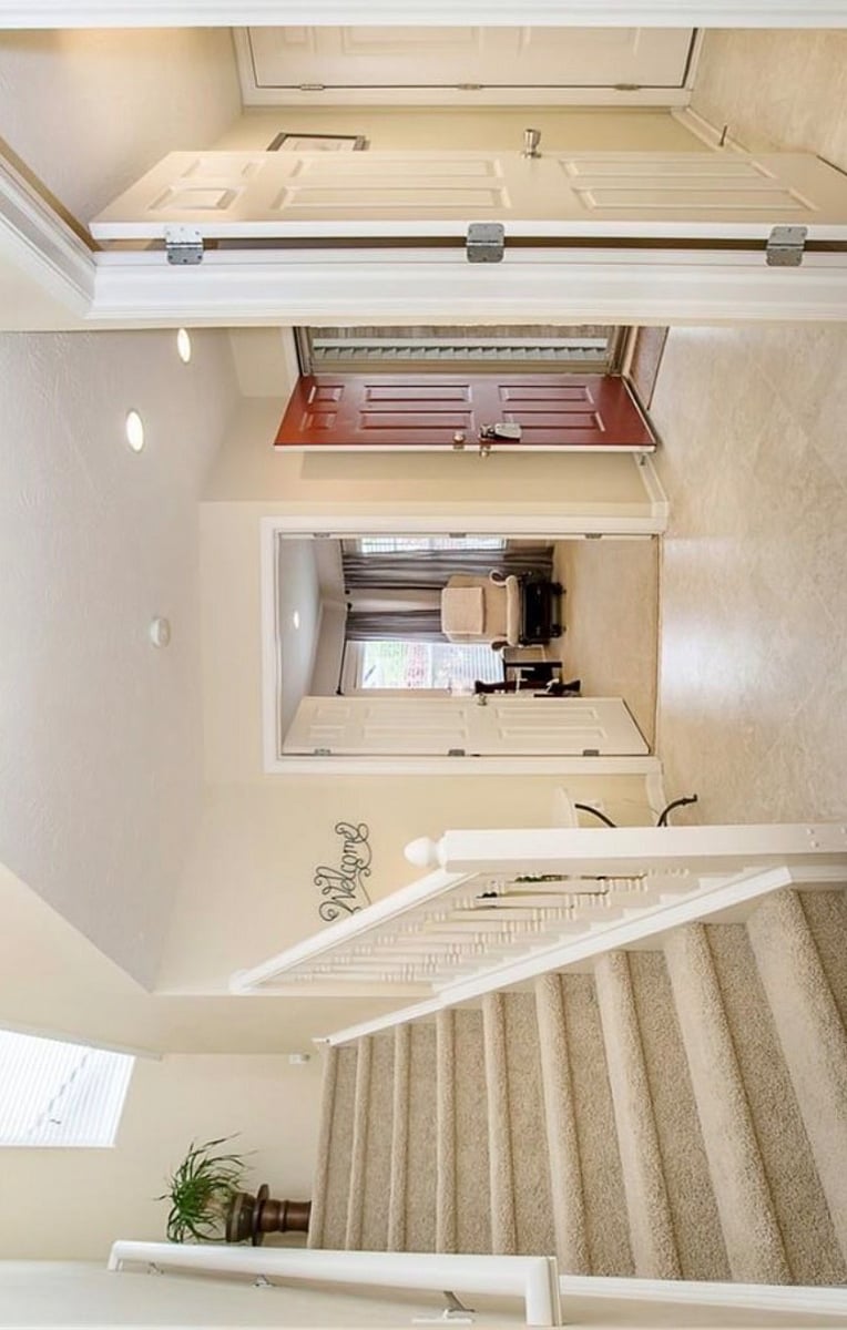 Furnished Finder property 986348_1 photo 3