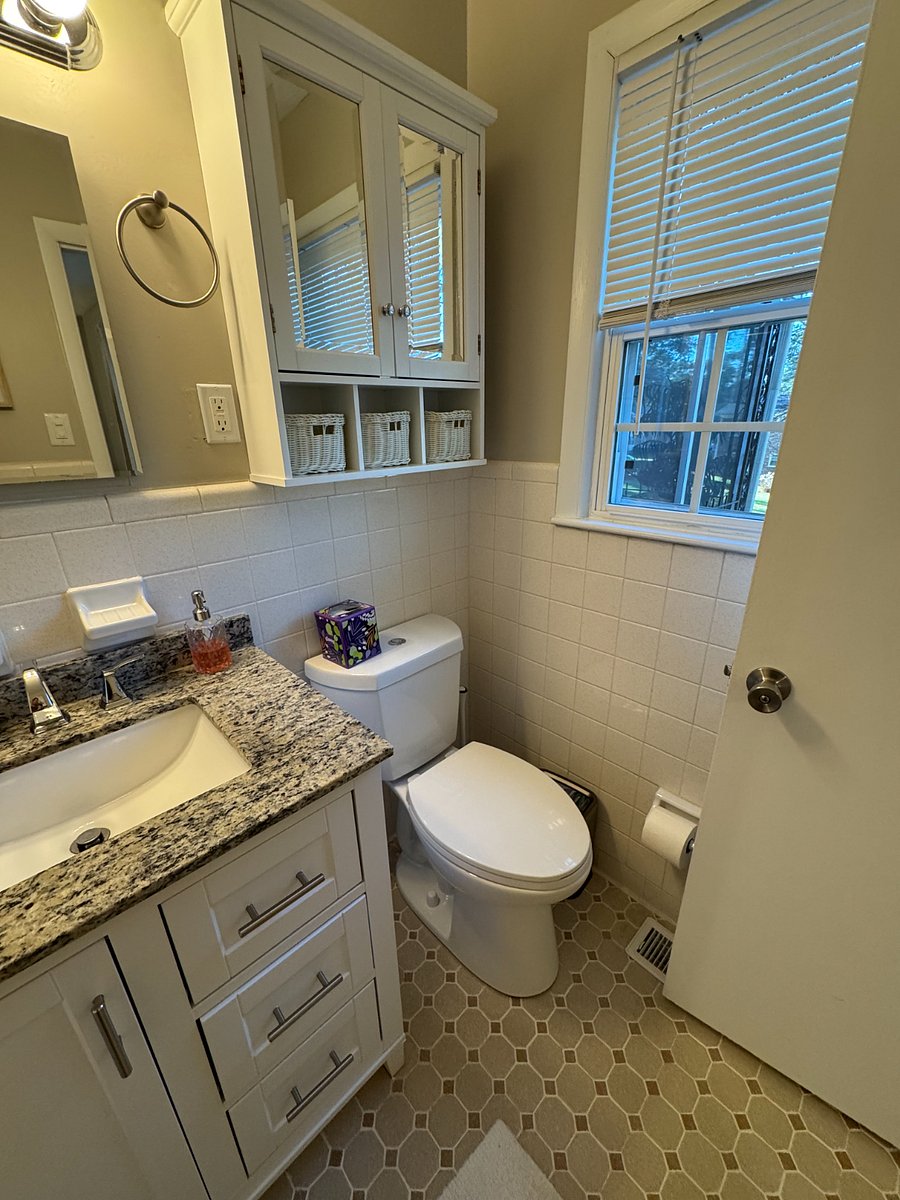 Furnished Finder property 986350_1 photo 14