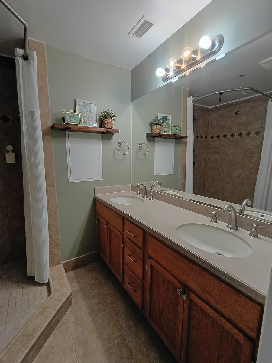 Furnished Finder property 986454_1 photo 8
