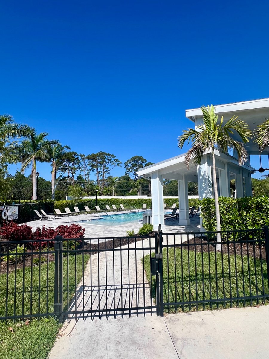 Furnished Finder property 986460_1 photo 12