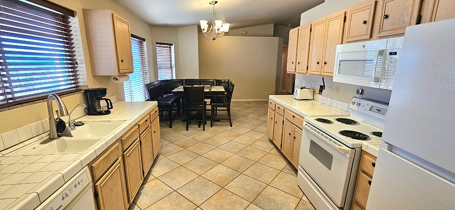 Furnished Finder property 986525_1 photo 8