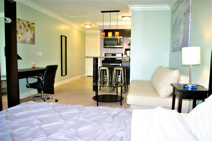 Furnished Finder property 986566_1 photo 3