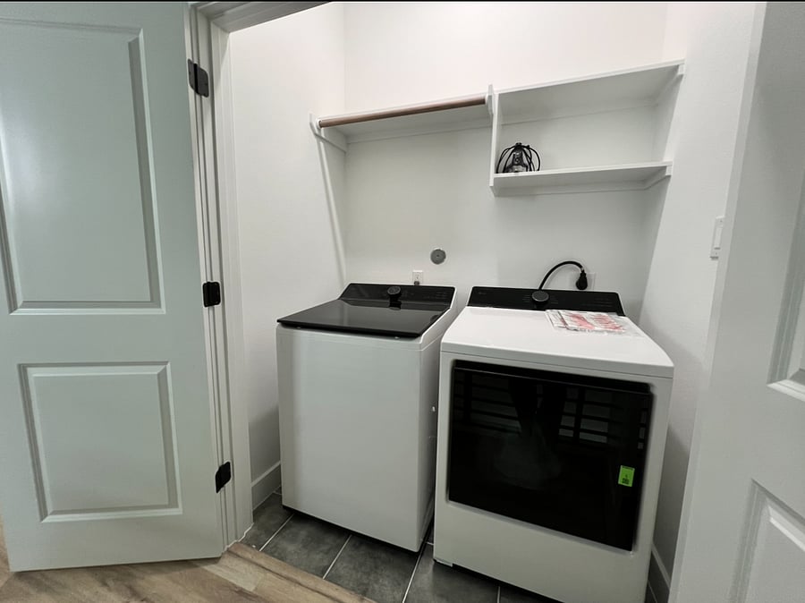 In-Unit Washer/ Dryer