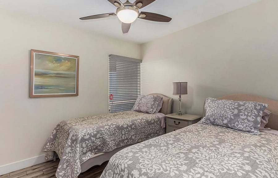 Guest bedroom