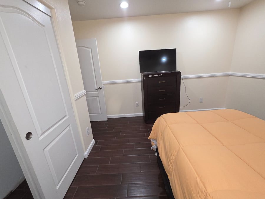 Furnished Finder property 986650_1 photo 6