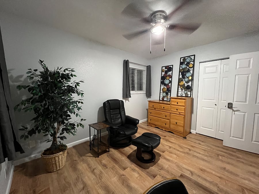 personal office/lounge