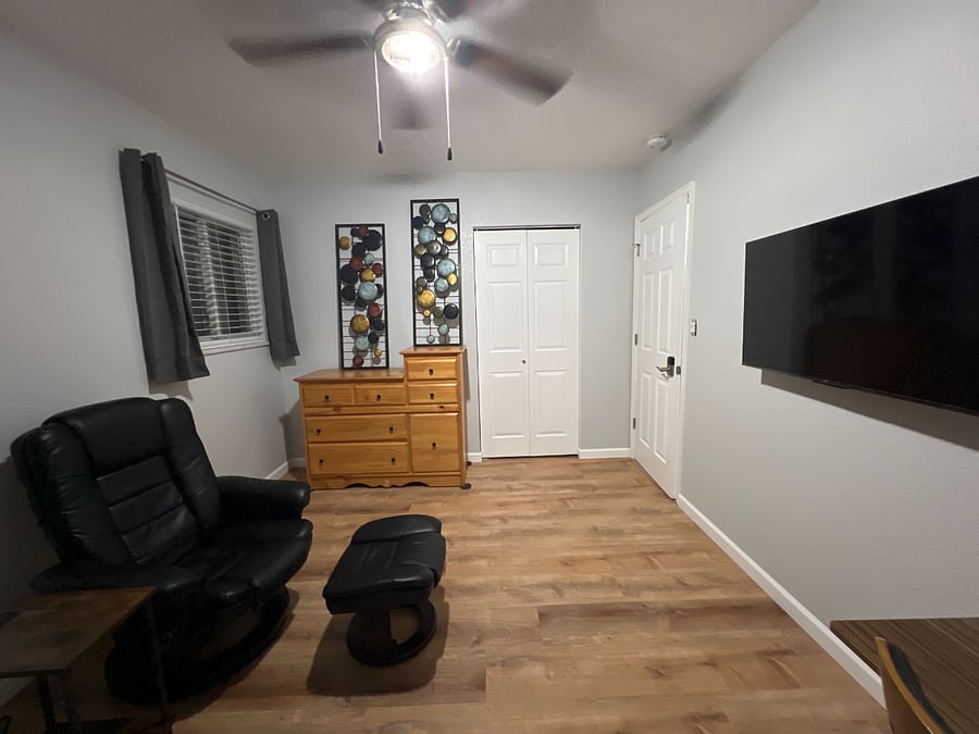 personal office/lounge