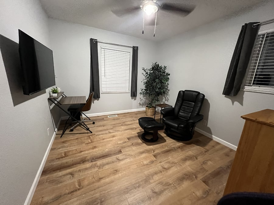 personal office/lounge