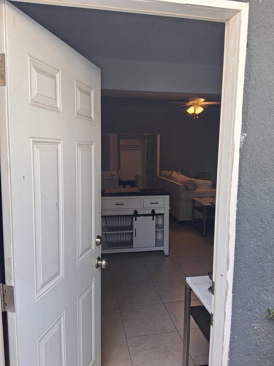 Furnished Finder property 986709_1 photo 7