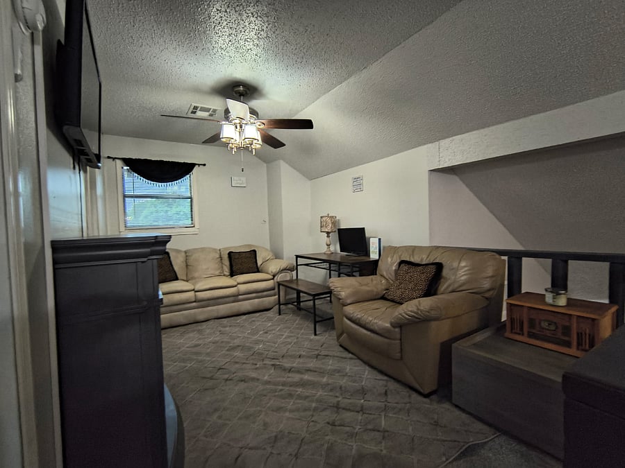 Furnished Finder property 986834_3 photo 9