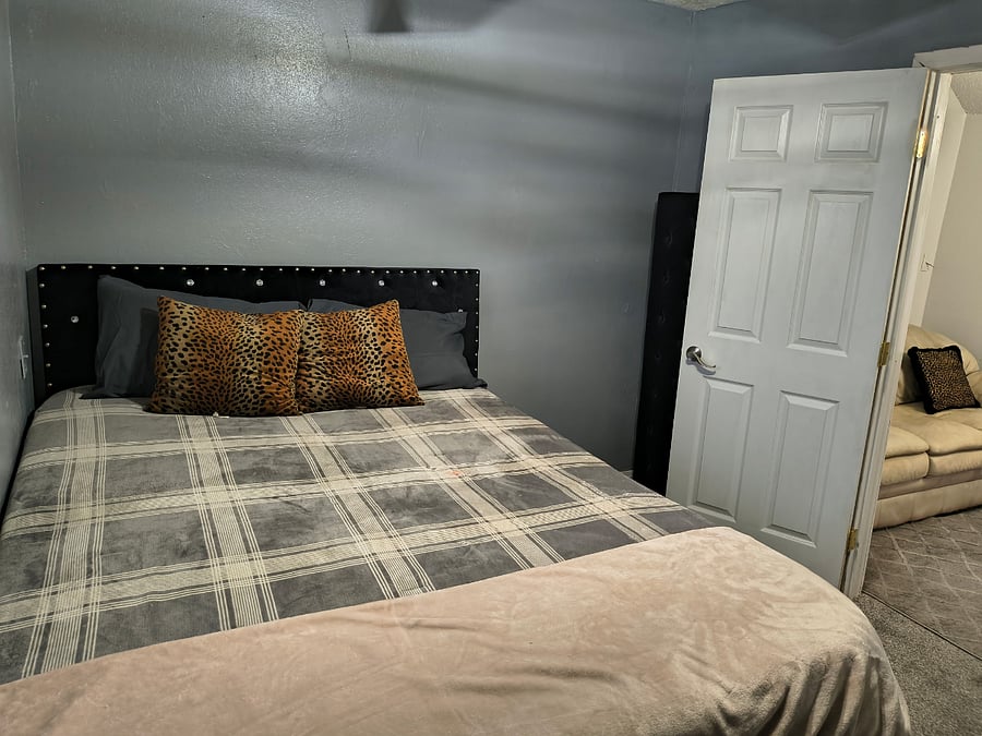 Furnished Finder property 986834_3 photo 3