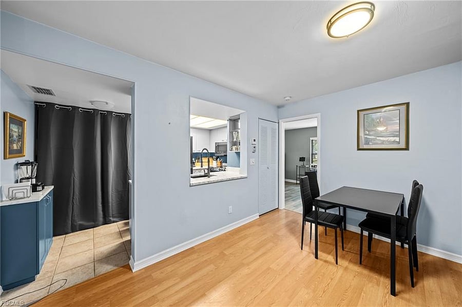 Furnished Finder property 986838_1 photo 6