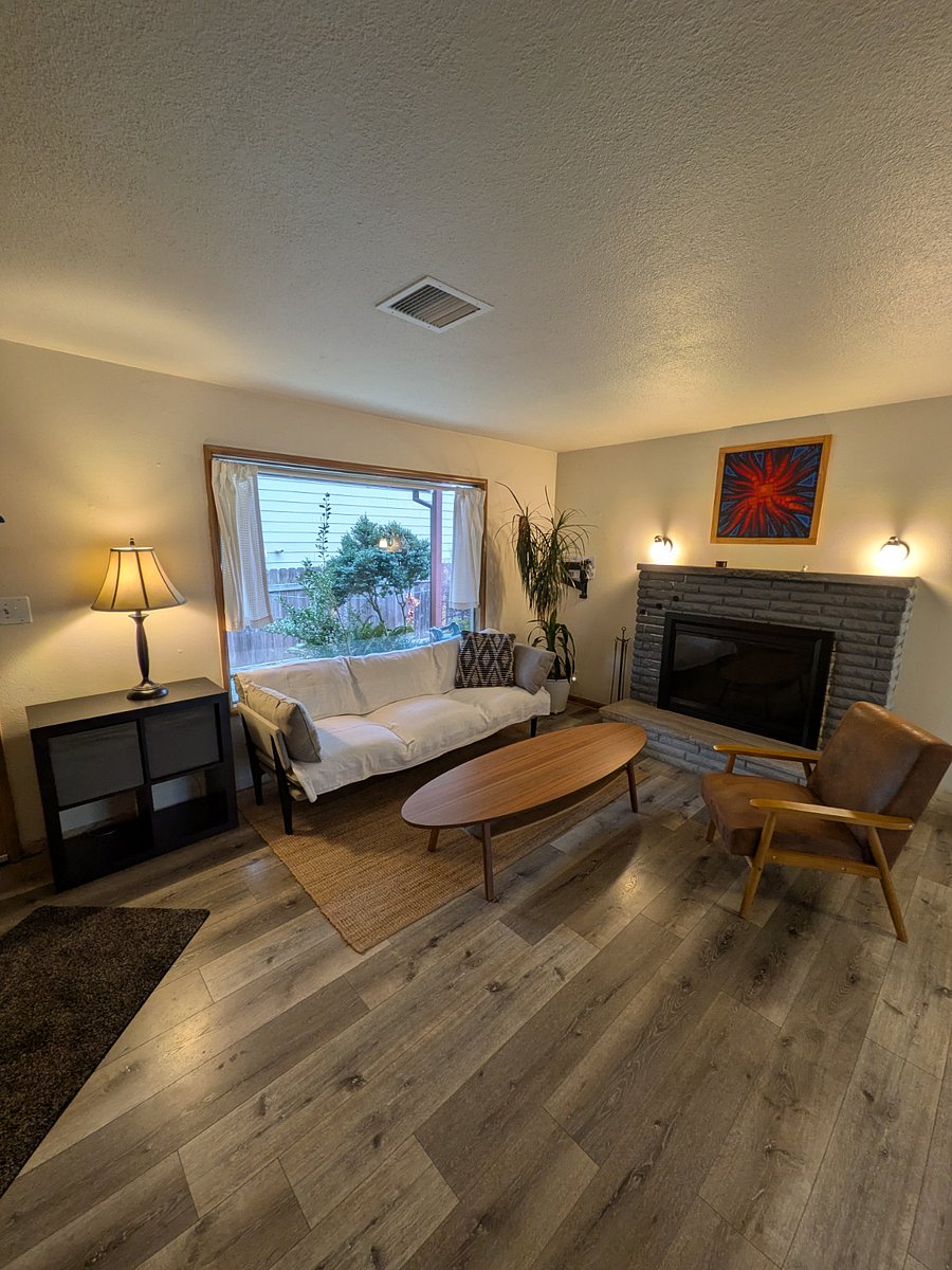 Furnished Finder property 986843_1 photo 2