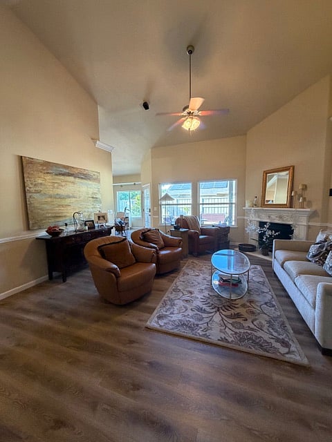 Furnished Finder property 986846_1 photo 4