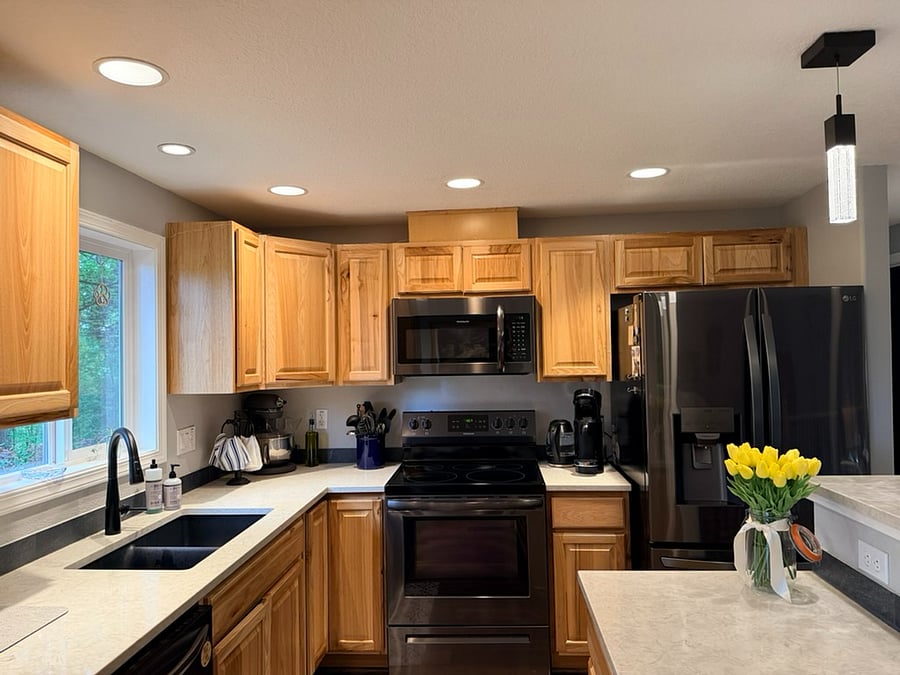 Shared Kitchen (upstairs- fully equipped).
