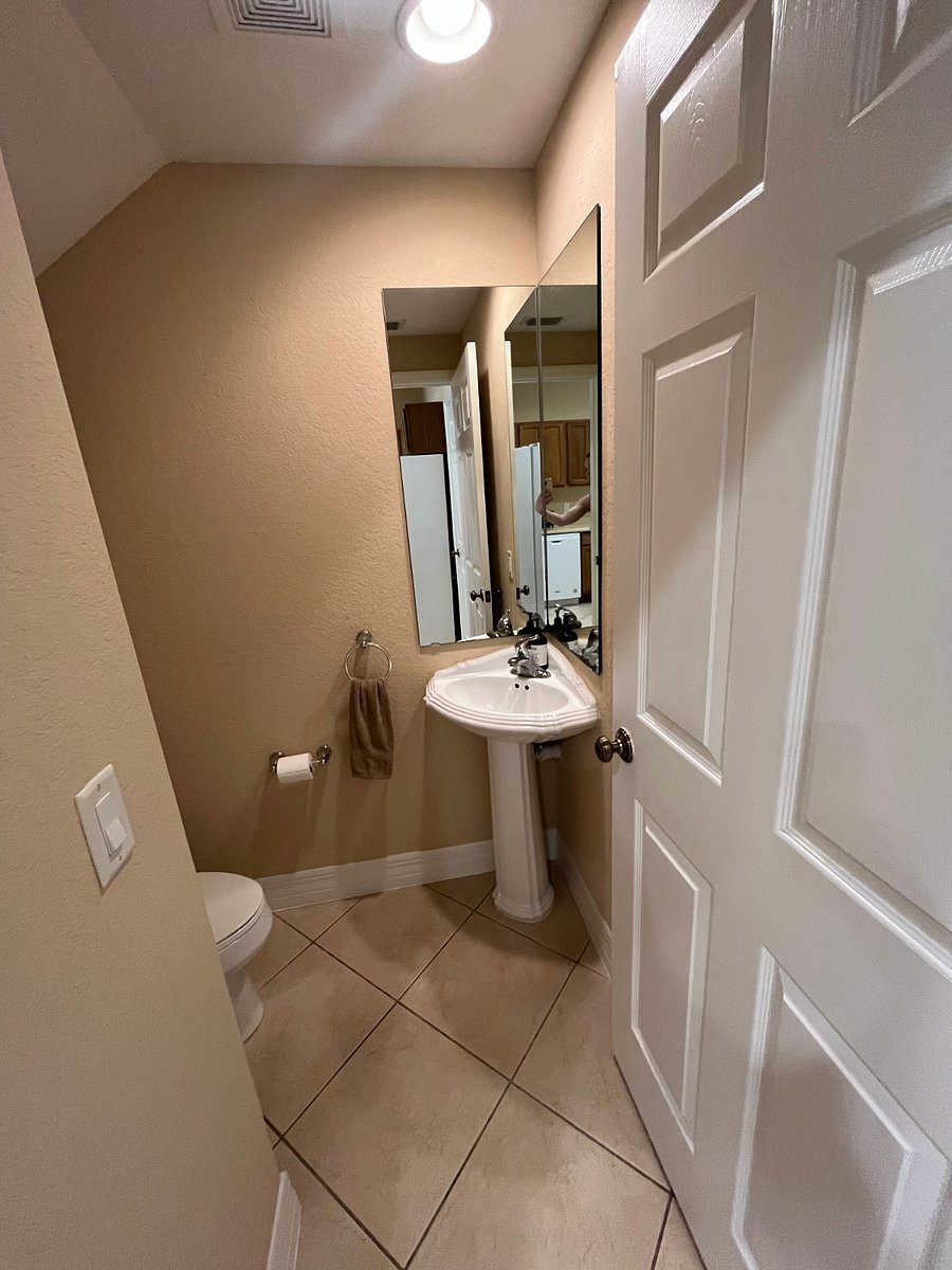 Furnished Finder property 986984_1 photo 9
