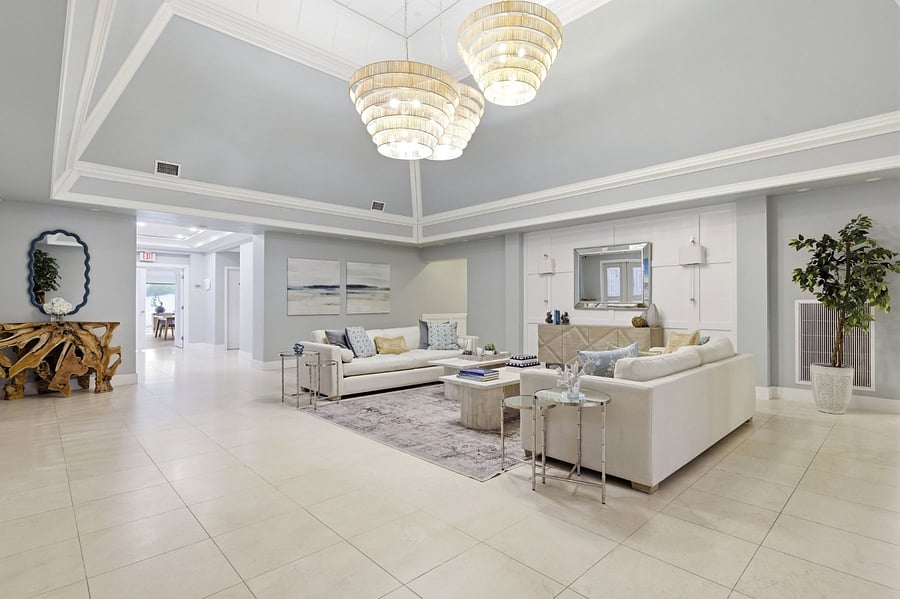 Beautiful front lobby. 