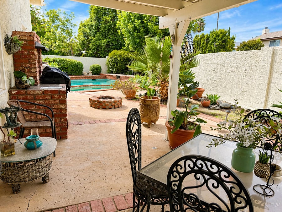 Outdoor Patio looking to the pool