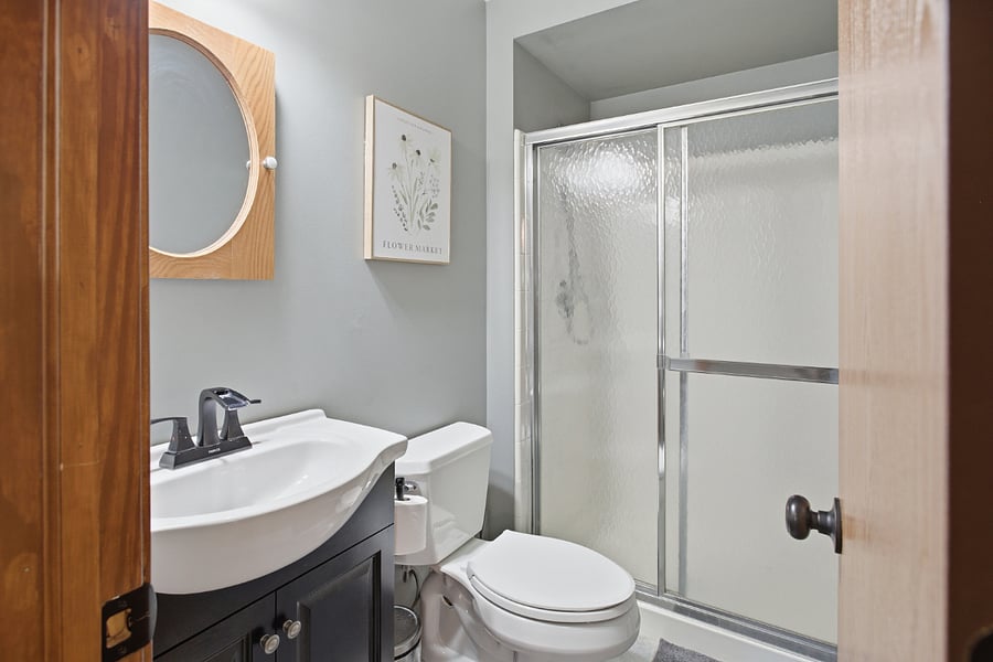 Bathroom 2