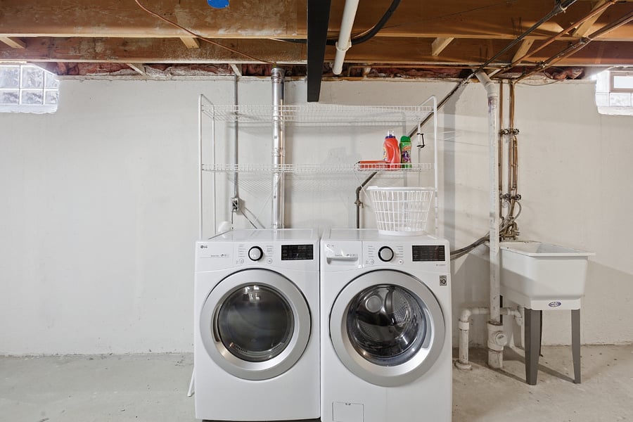 basement: laundry (washer and dryer)