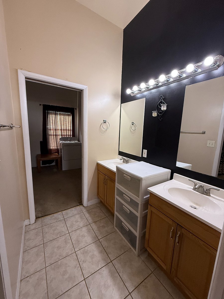 Furnished Finder property 987102_1 photo 7