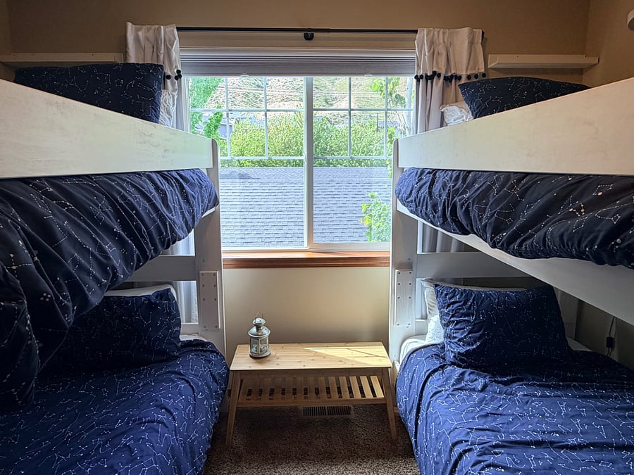 Bunk room