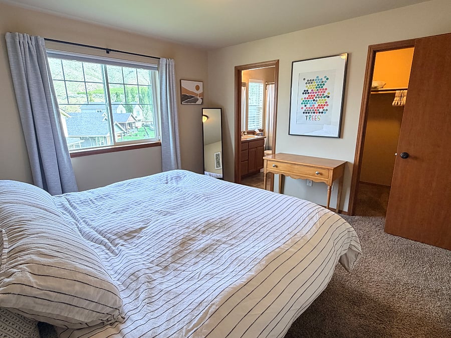 Queen bedroom.