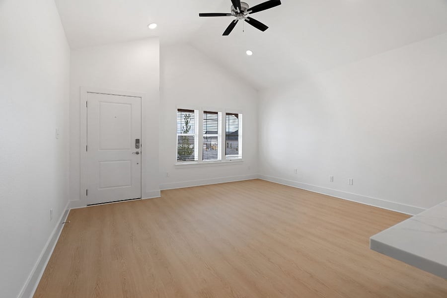 Furnished Finder property 987160_2 photo 6