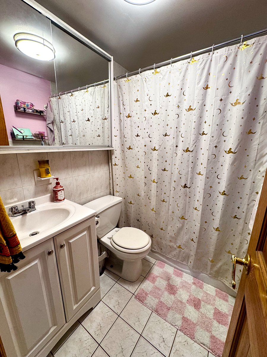 Upstairs Bathroom + Shower