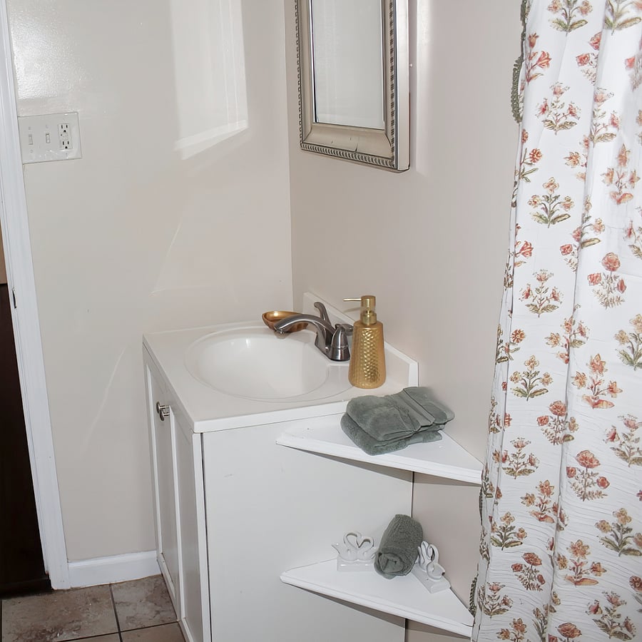 Furnished Finder property 987264_1 photo 30