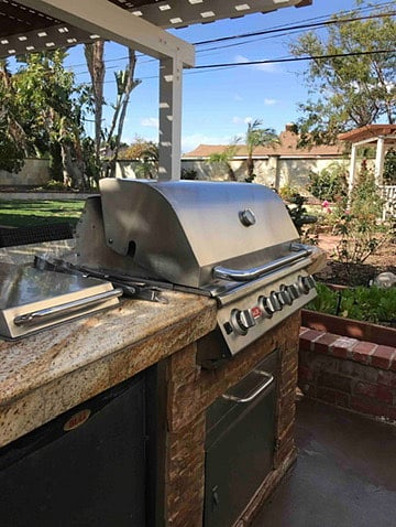 Patio - BBQ with granite counter