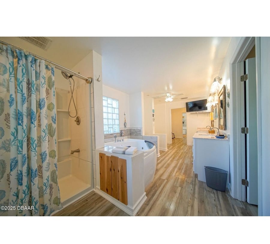 Furnished Finder property 987318_1 photo 13