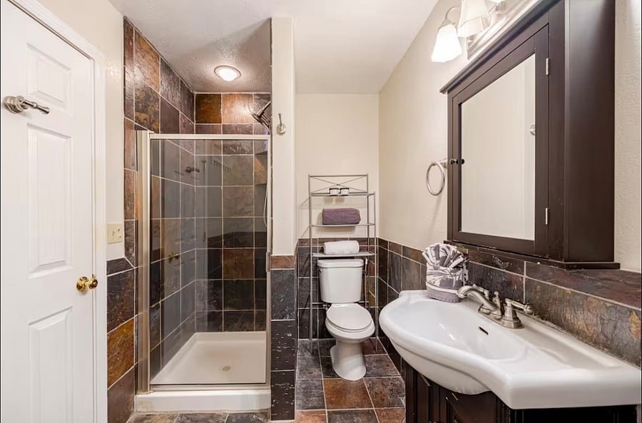Bathroom 2