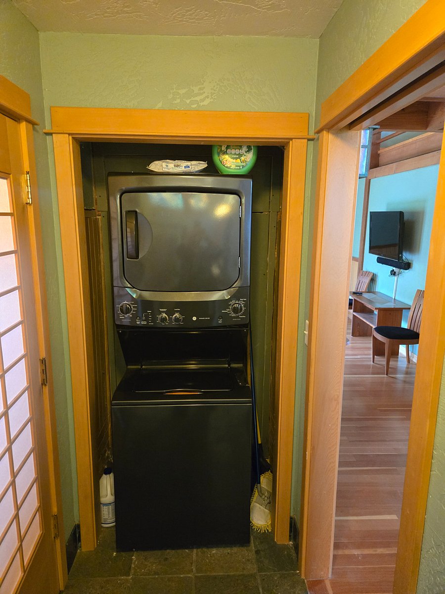 Laundry W/D stack conveniently right in the spa