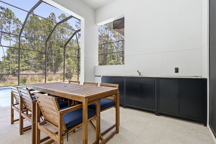 Summer Kitchen