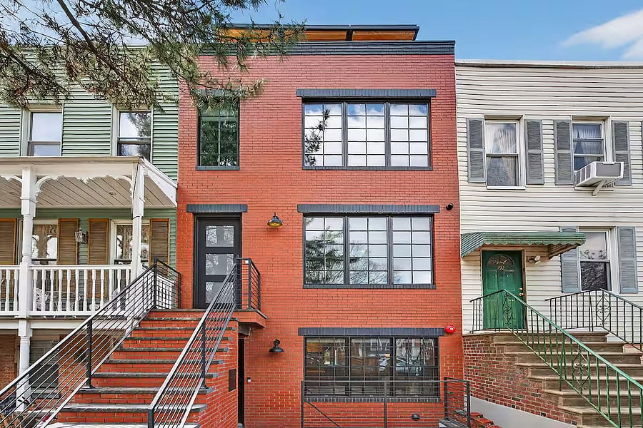 Front of house, completely renovated in 2025.
