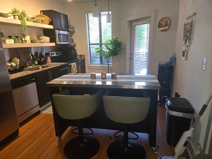 Furnished Finder property 987536_1 photo 9