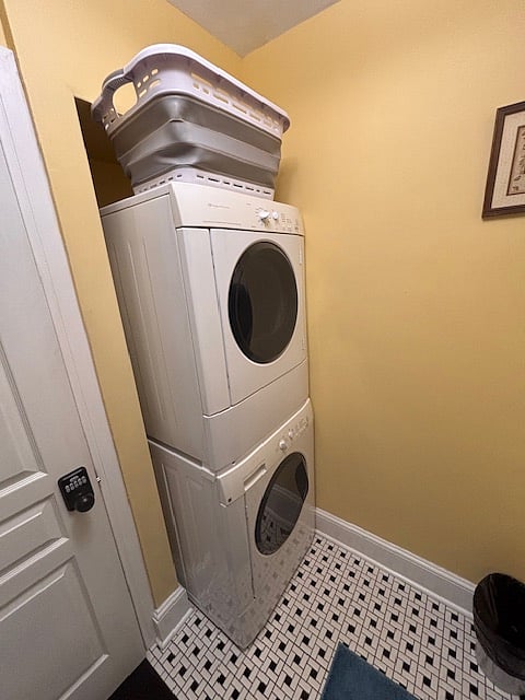 Washer and dryer shared with owner
