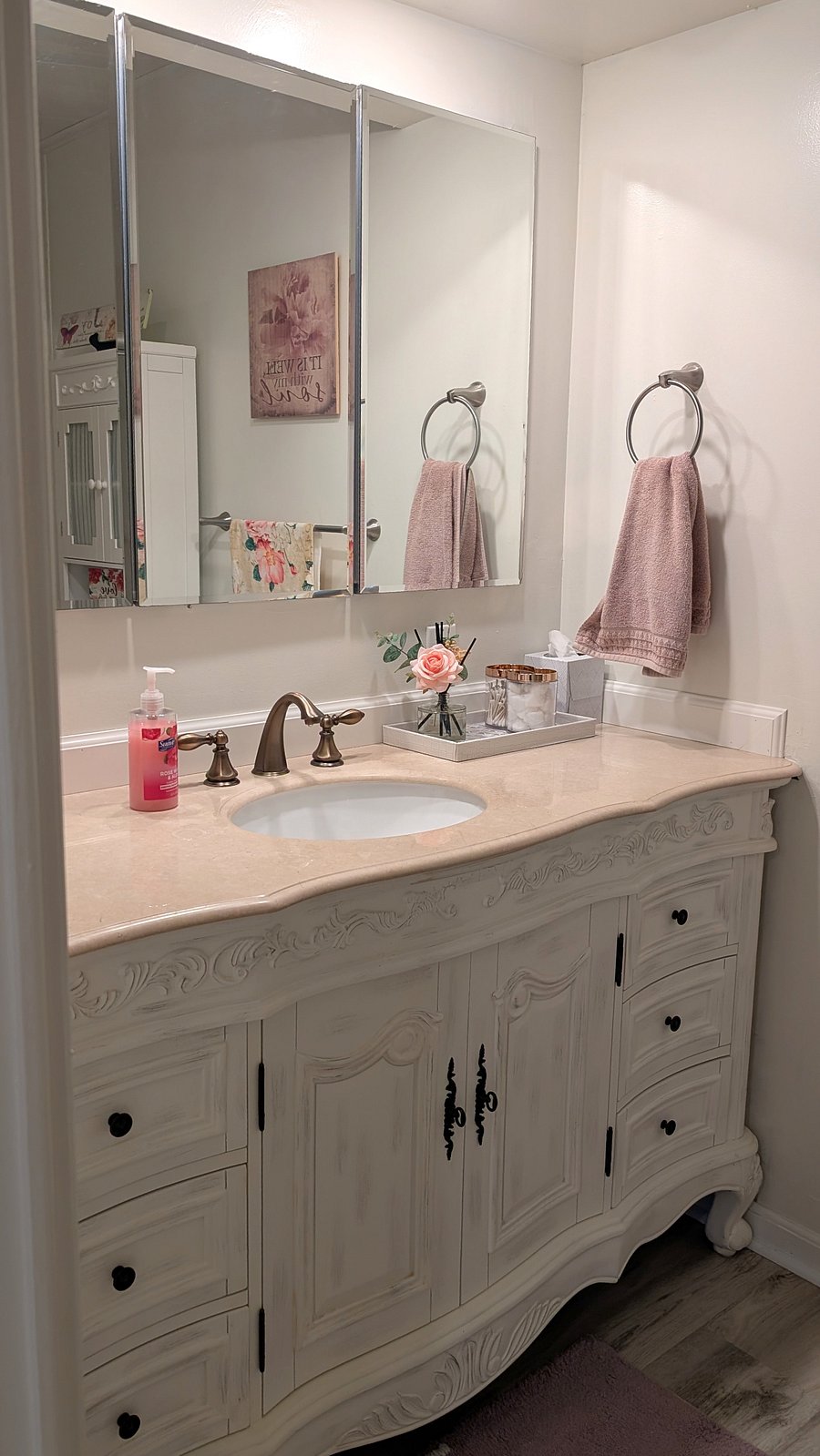 Primary ensuite bathroom