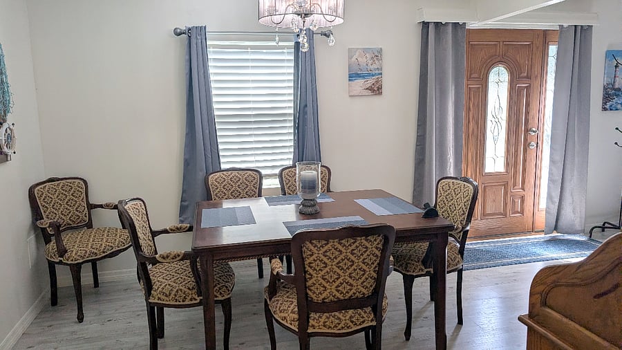 dining room