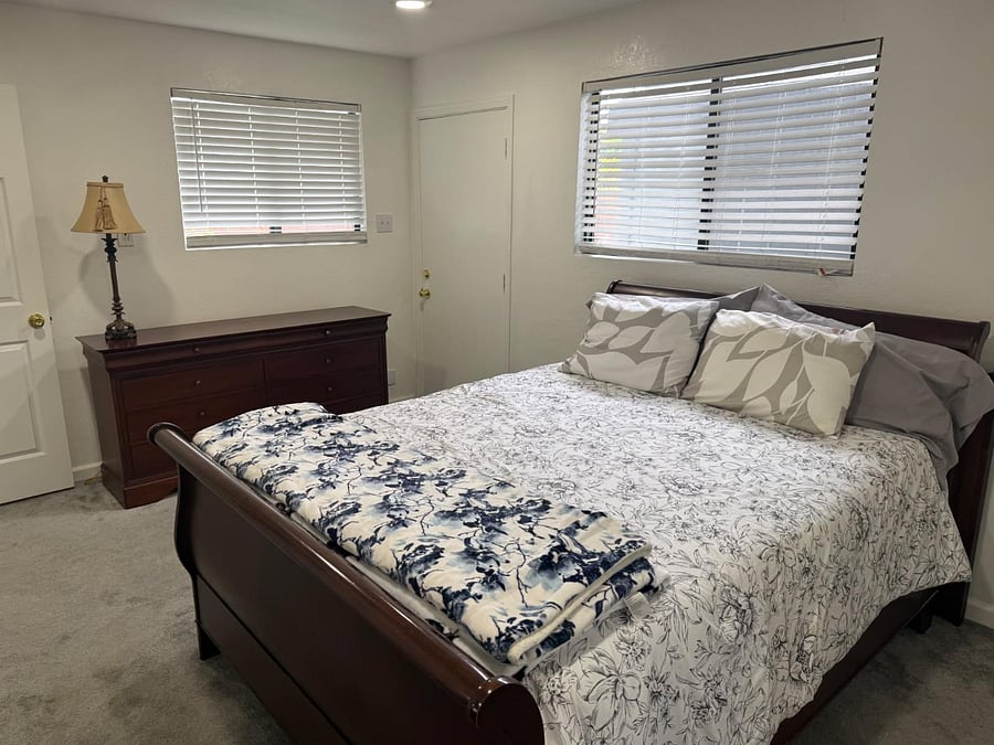 Furnished Finder property 987813_1 photo 8
