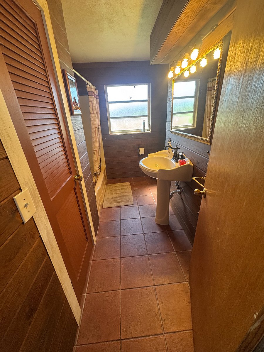 Furnished Finder property 987851_1 photo 8