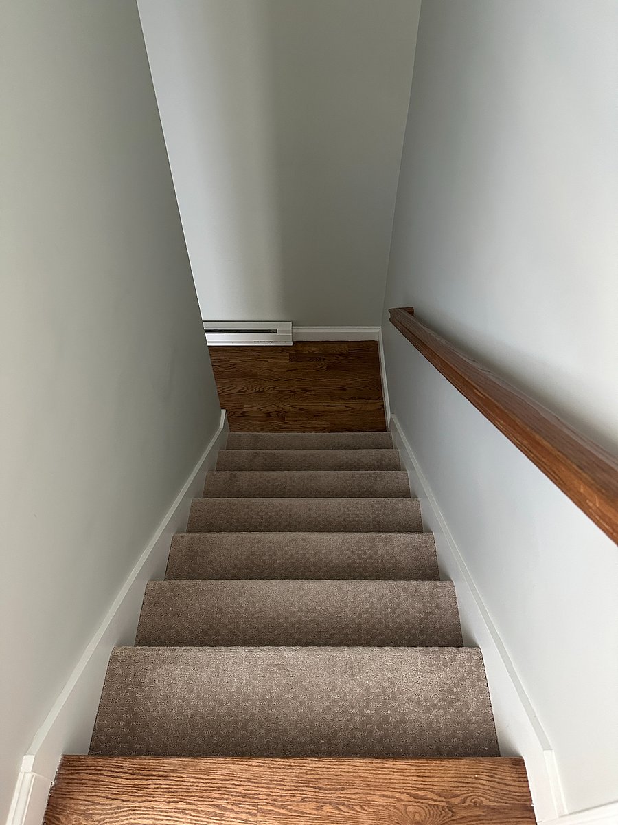 3rd floor brand new build condo with 4 short half-staircases instead of 2 full-staircases. Very roomy for luggage, no winding staircases.