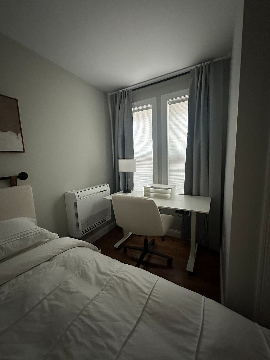 Second Room that shares that same bathroom, also available