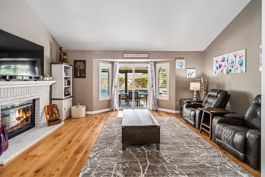 Living room 2