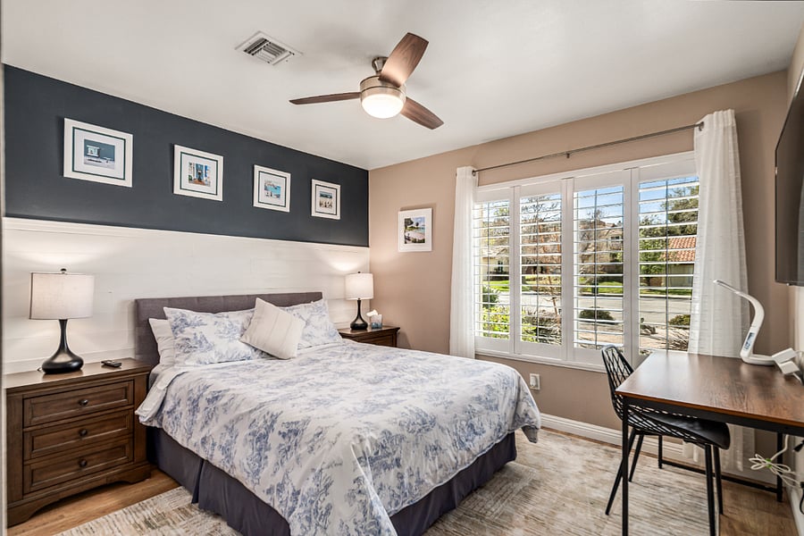 Guest bedroom